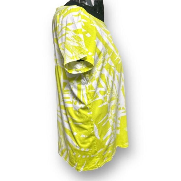 Torrid 2X Lime Green Palm Leaf Print Top Short Sleeve Blouse NWT Tropical Resort - Picture 6 of 11